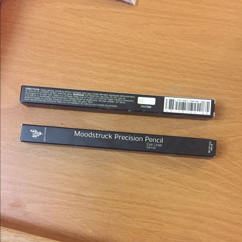 Younique Moodstruck pristine eyeliner